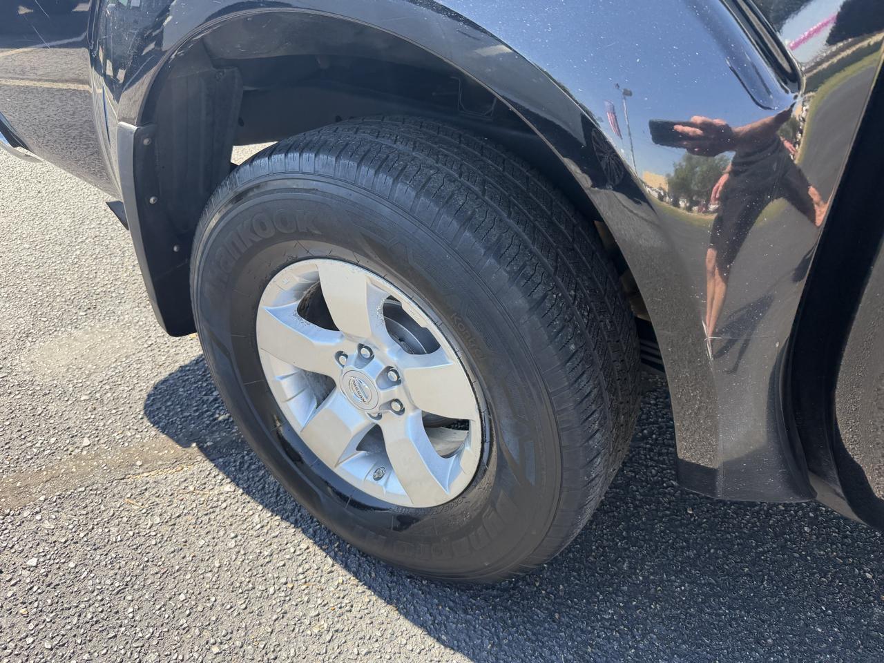 Nissan Frontier  2011