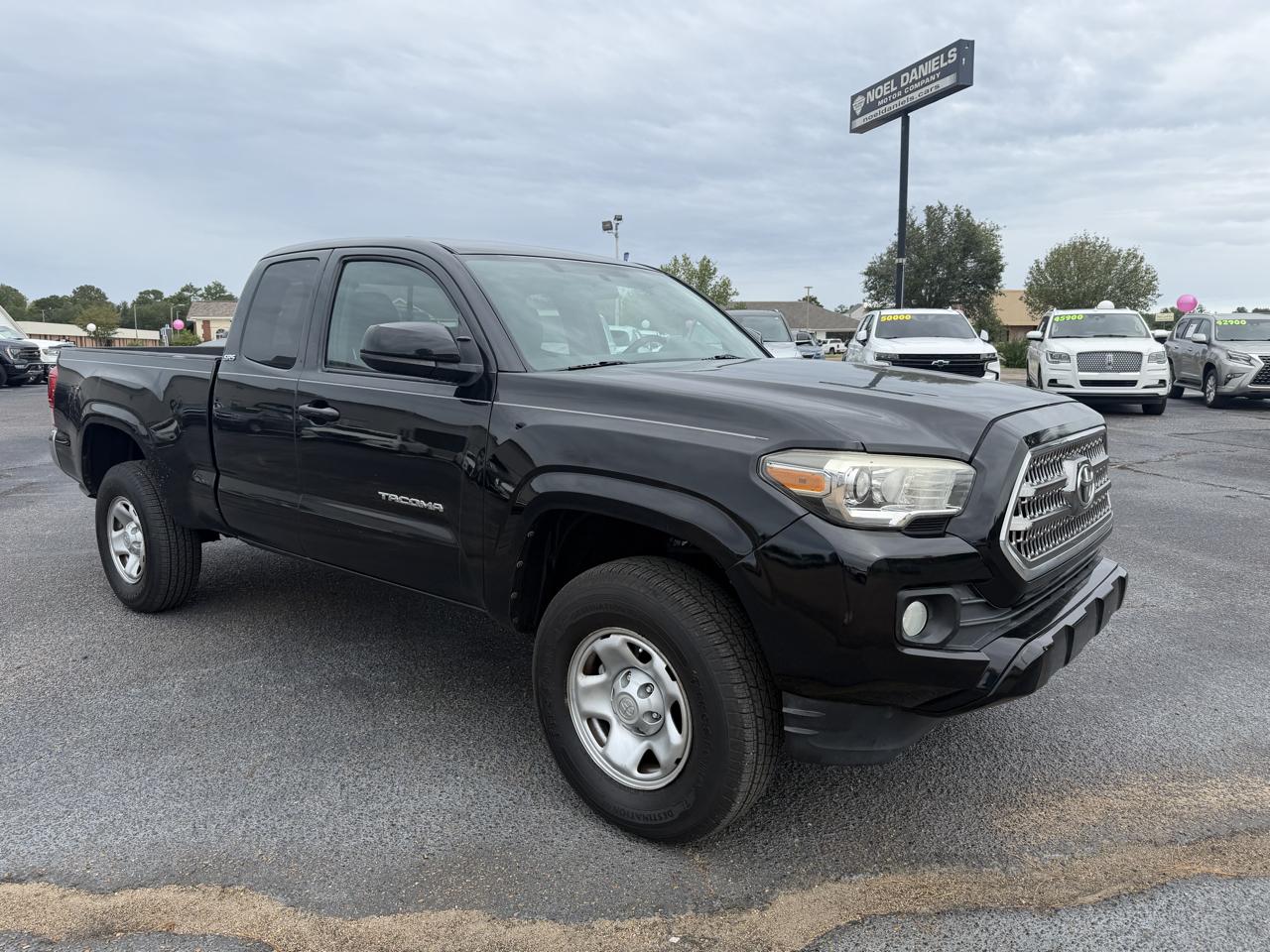 Toyota Tacoma  2016