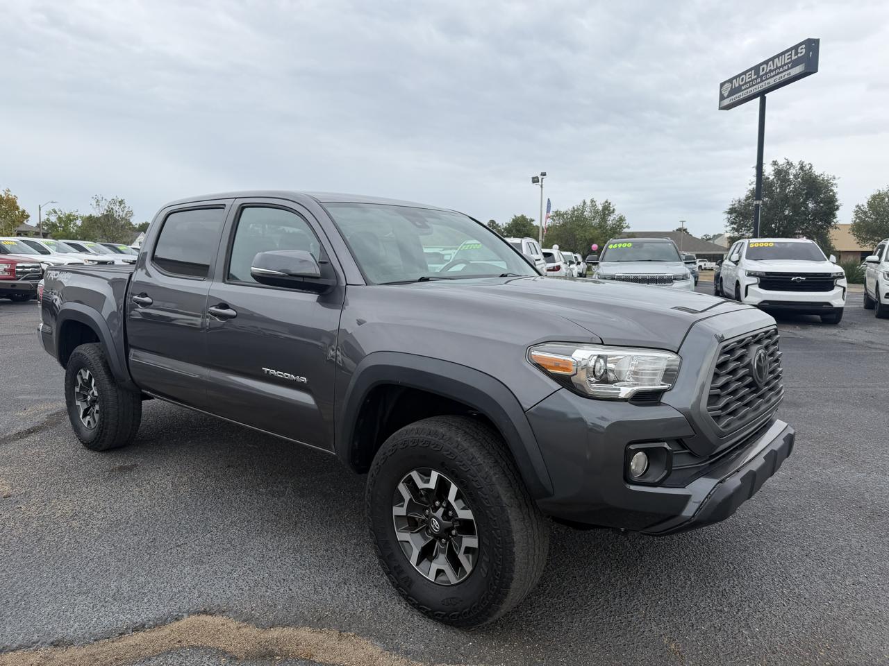 Toyota Tacoma  2021