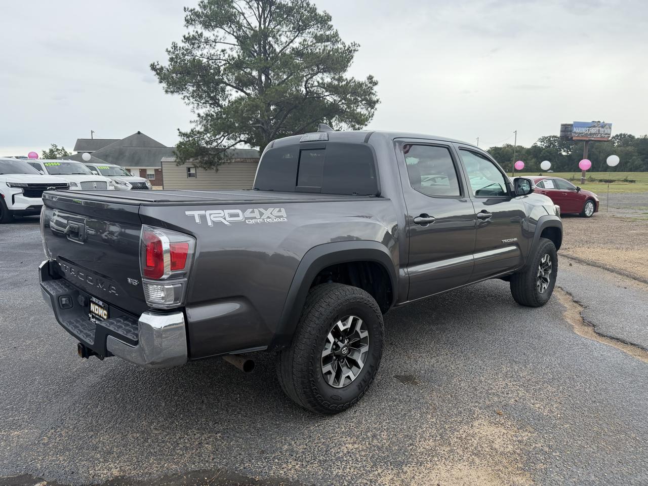 Toyota Tacoma  2021