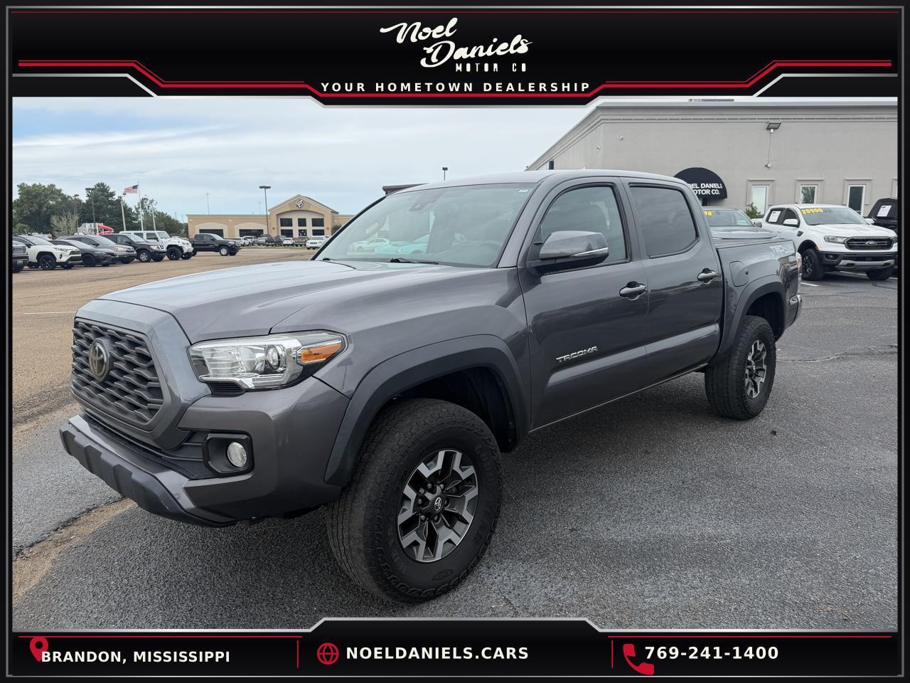 Toyota Tacoma  2021