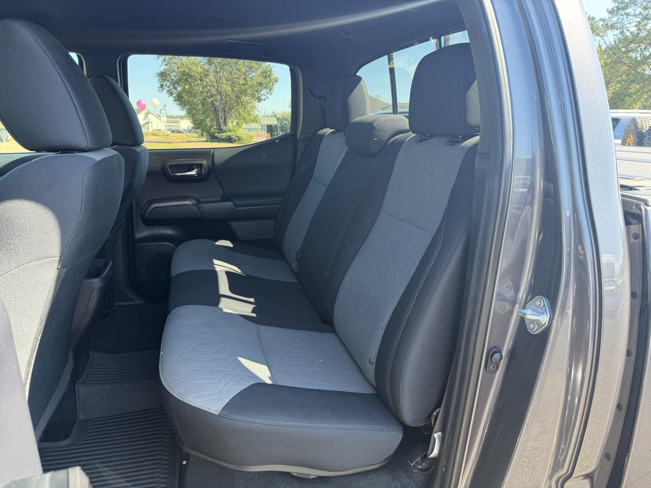 Toyota Tacoma  2021