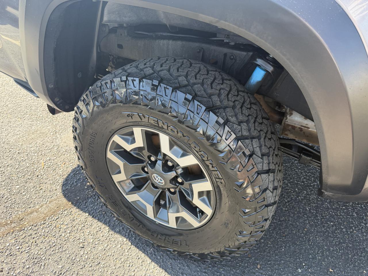 Toyota Tacoma  2021