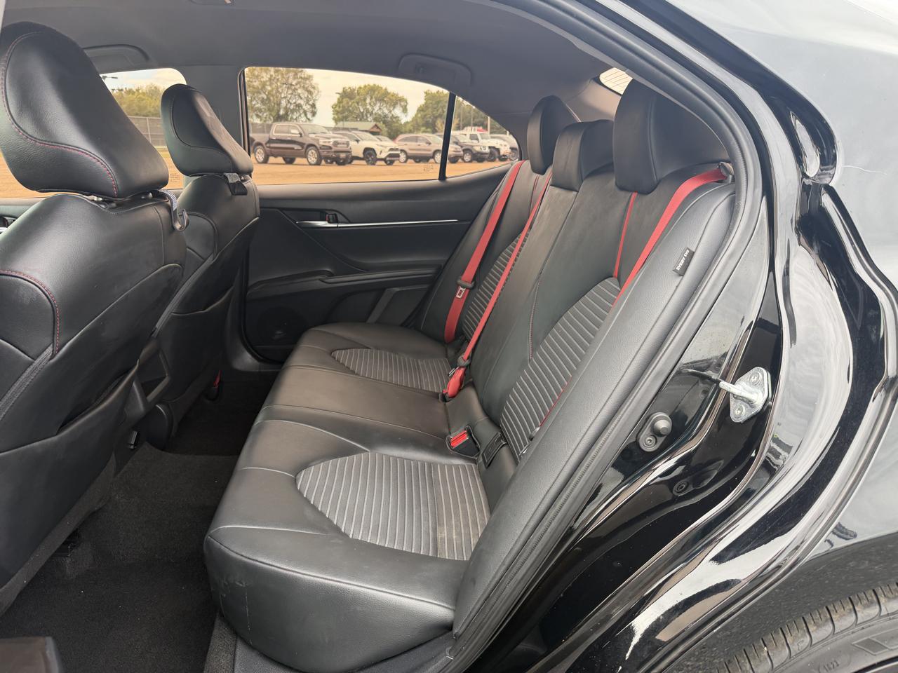 Toyota Camry  2022