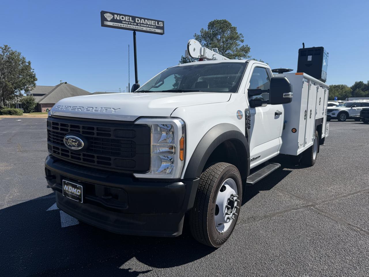 Ford F-550  2026