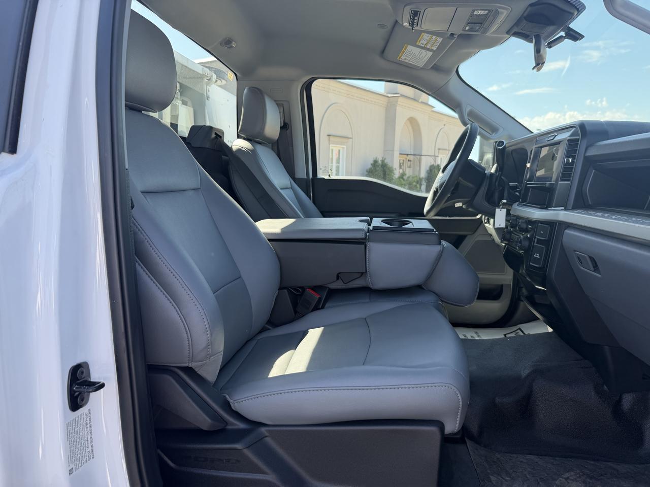 Ford F-550  2026