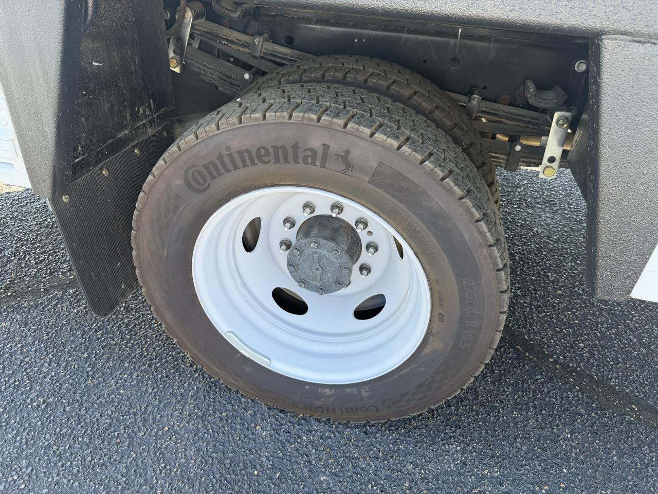 Ford F-550  2026