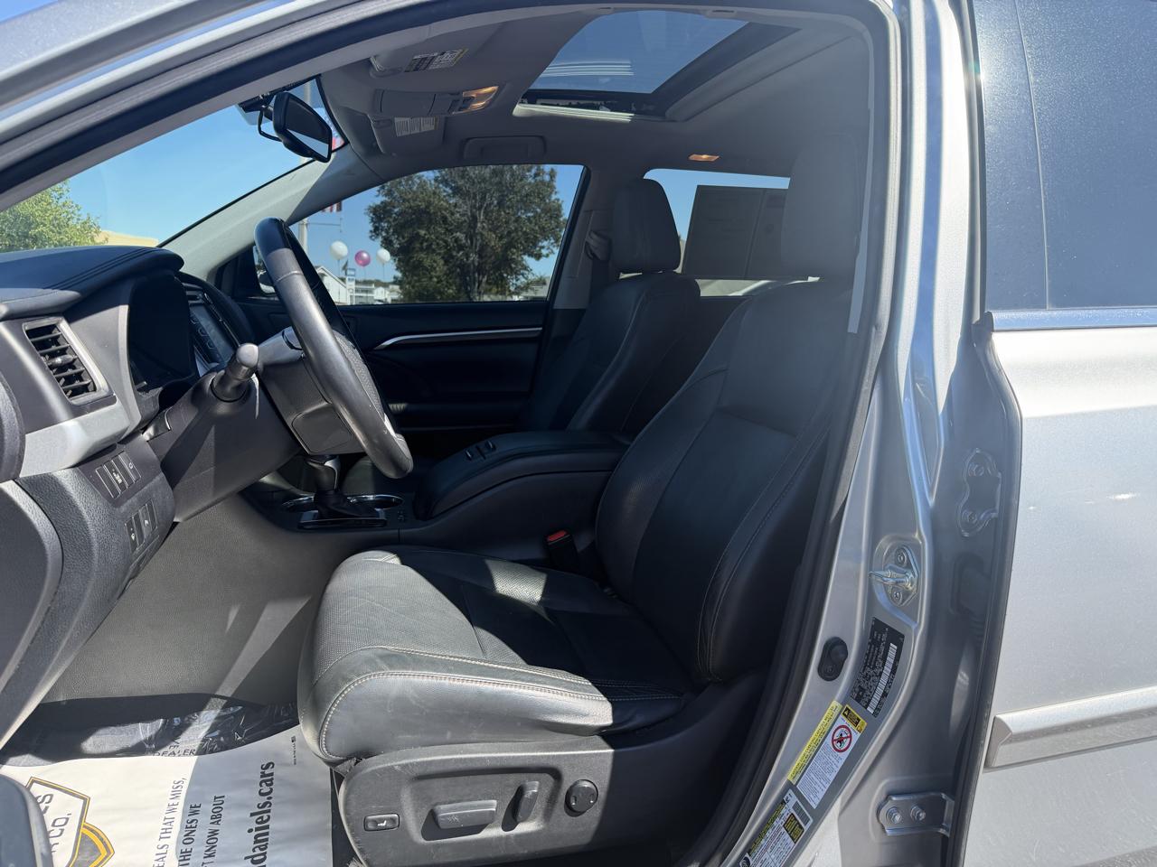 Toyota Highlander  2015