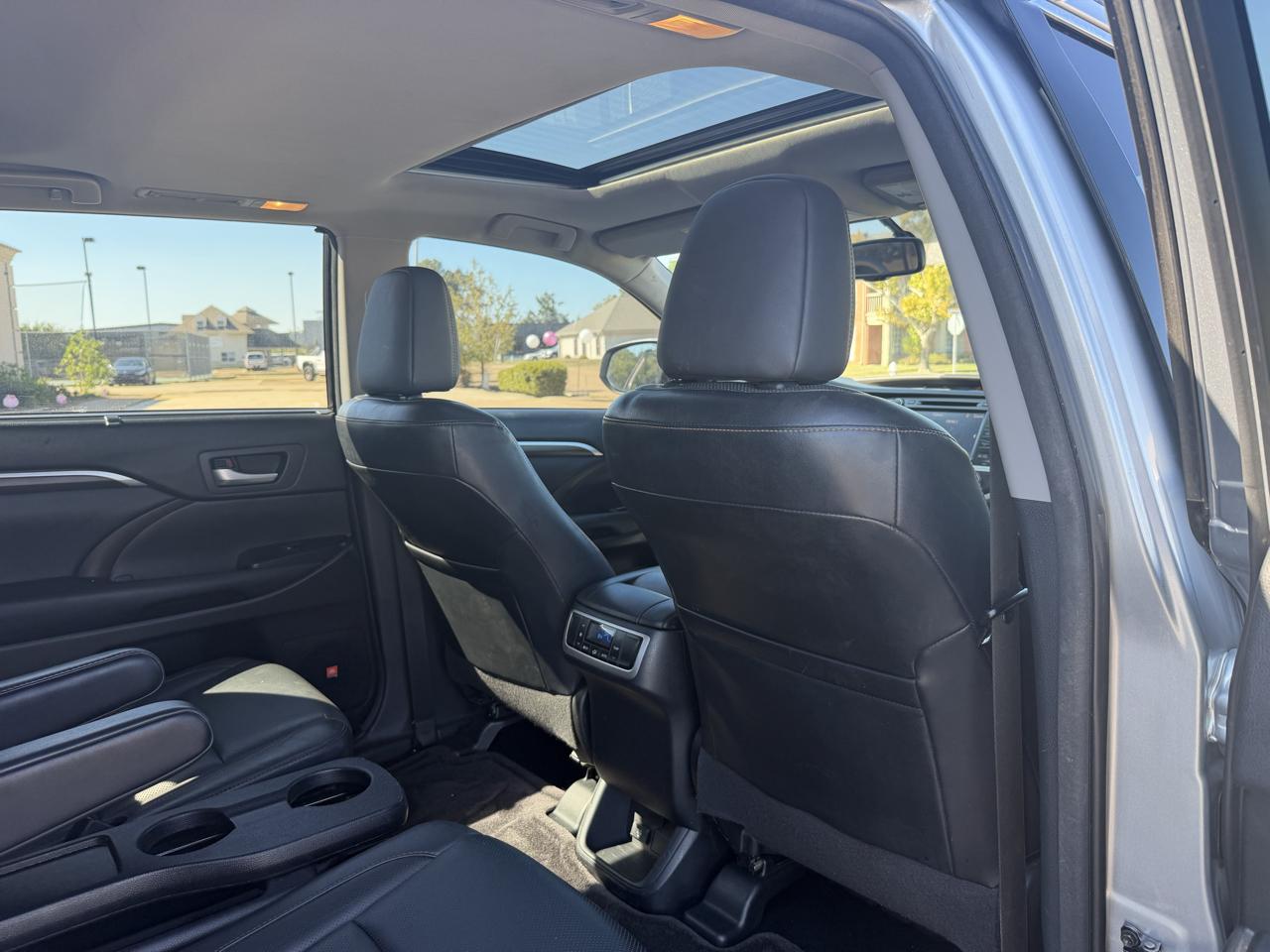 Toyota Highlander  2015