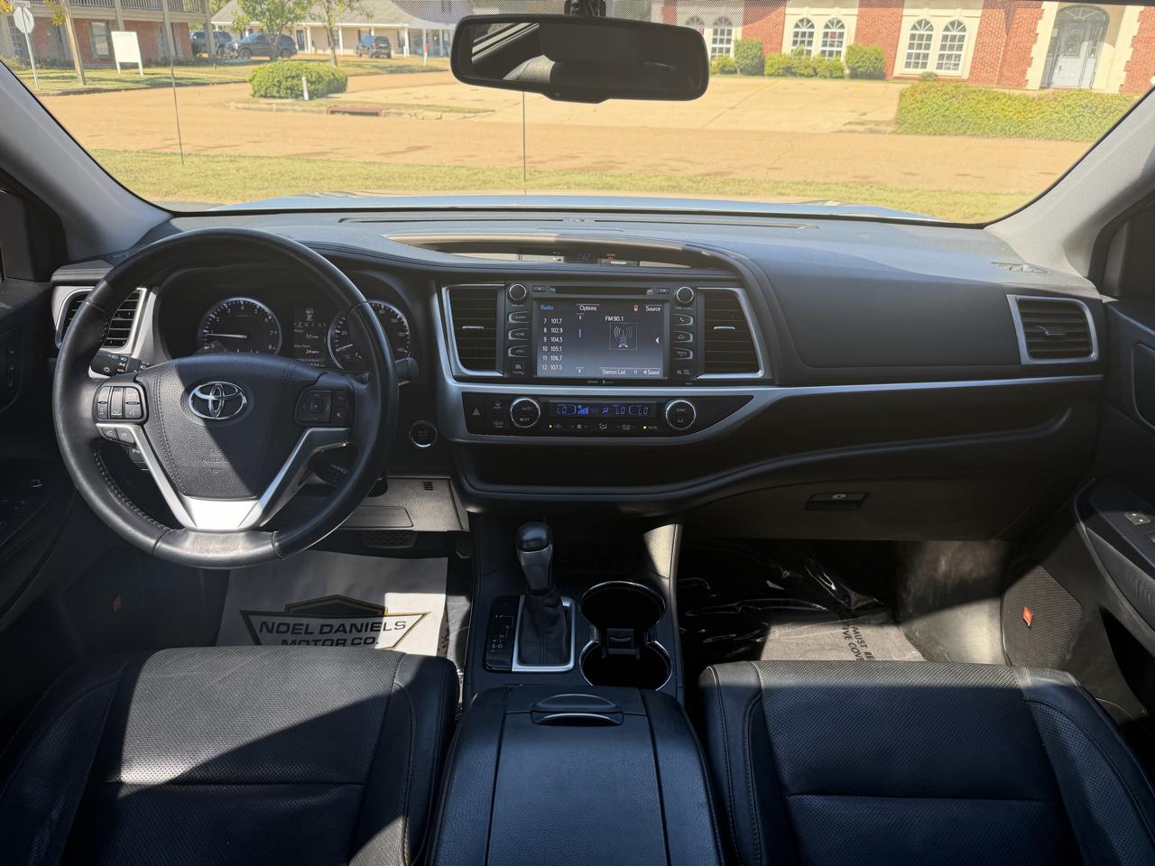 Toyota Highlander  2015