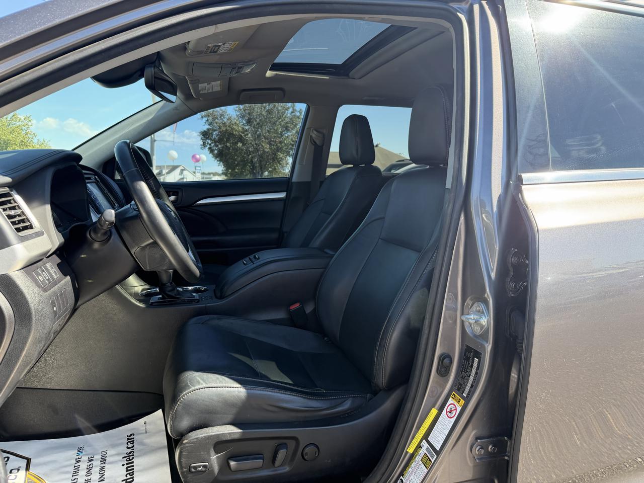 Toyota Highlander  2017