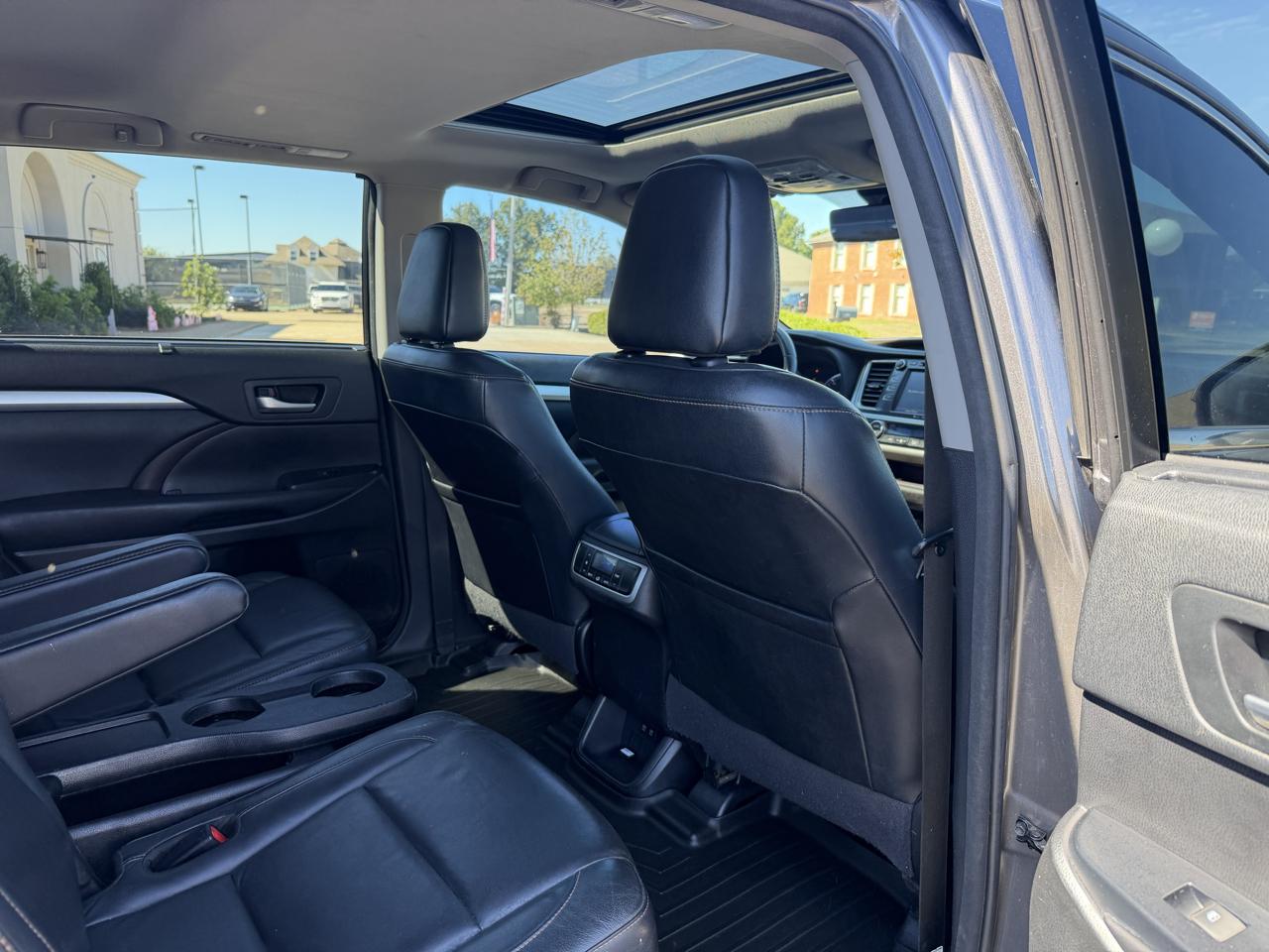 Toyota Highlander  2017