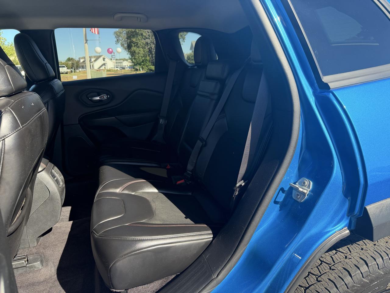 Jeep Cherokee  2019