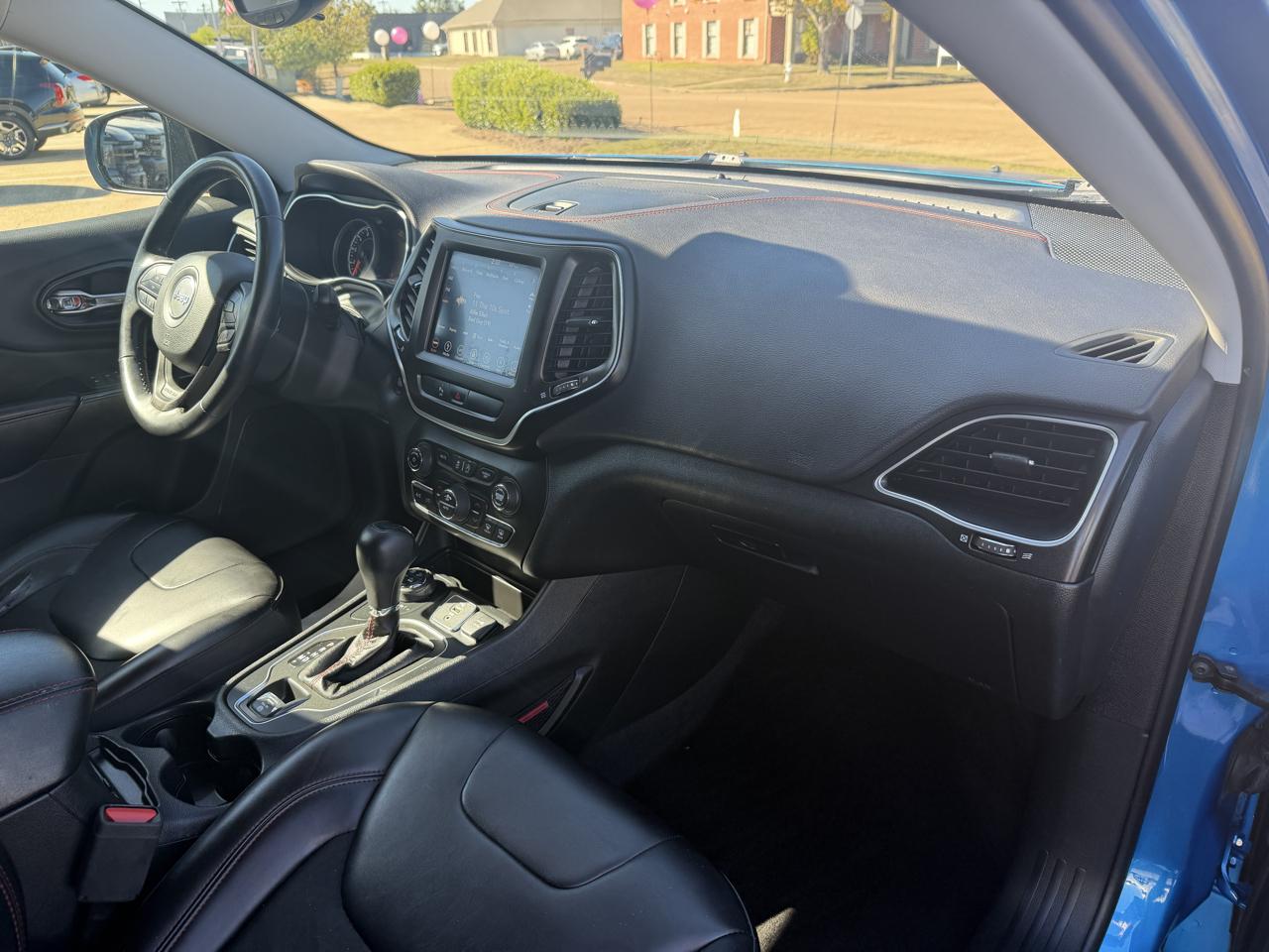 Jeep Cherokee  2019