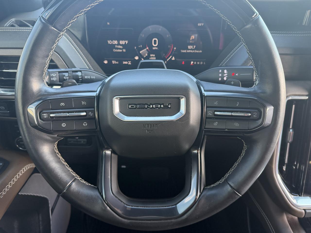 GMC Yukon  2025