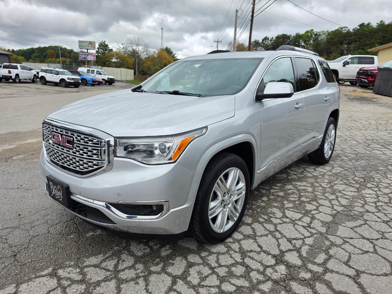 GMC Acadia Denali AWD 2018