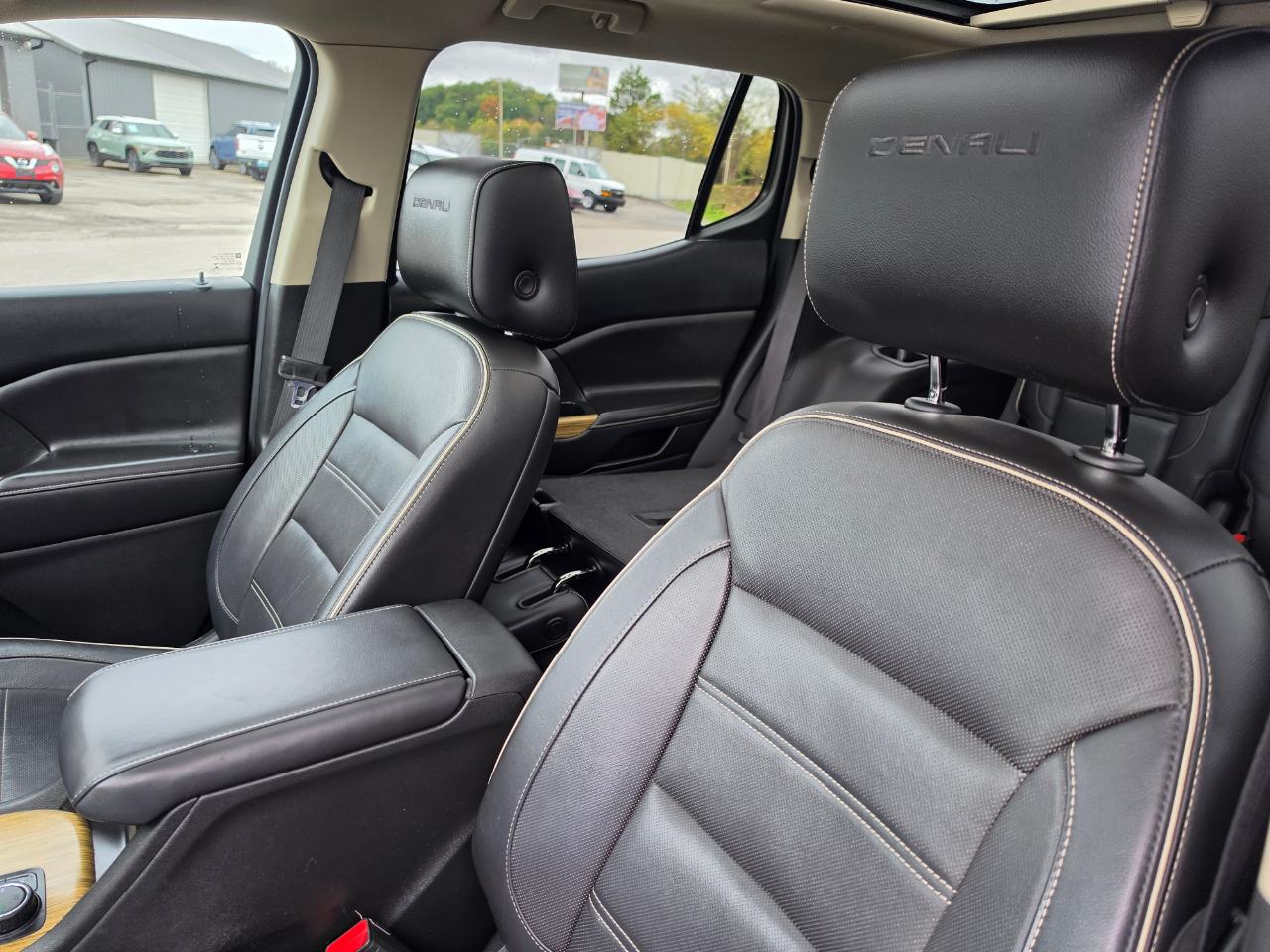 GMC Acadia Denali AWD 2018