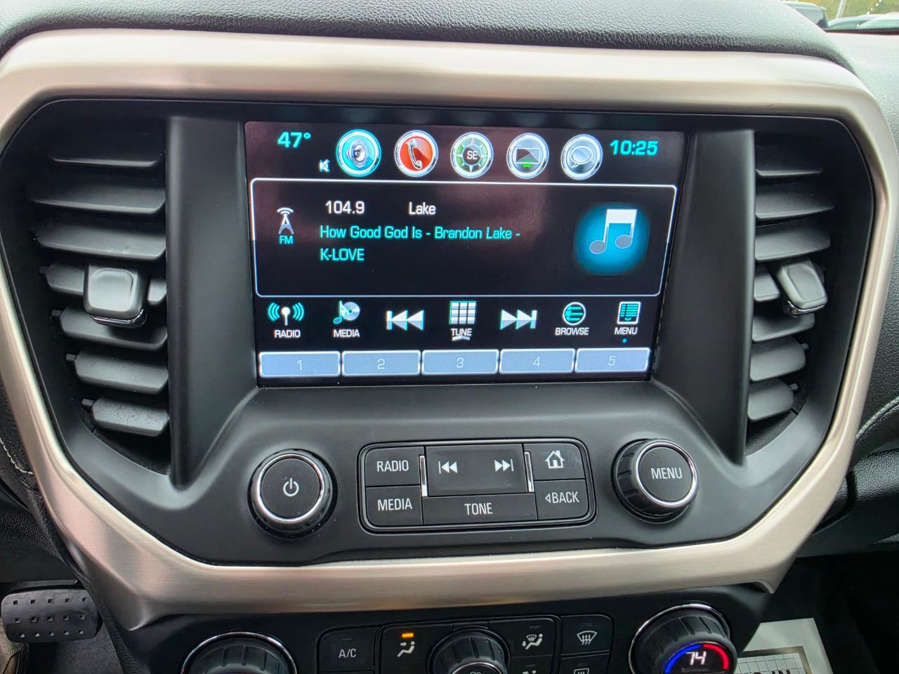 GMC Acadia Denali AWD 2018