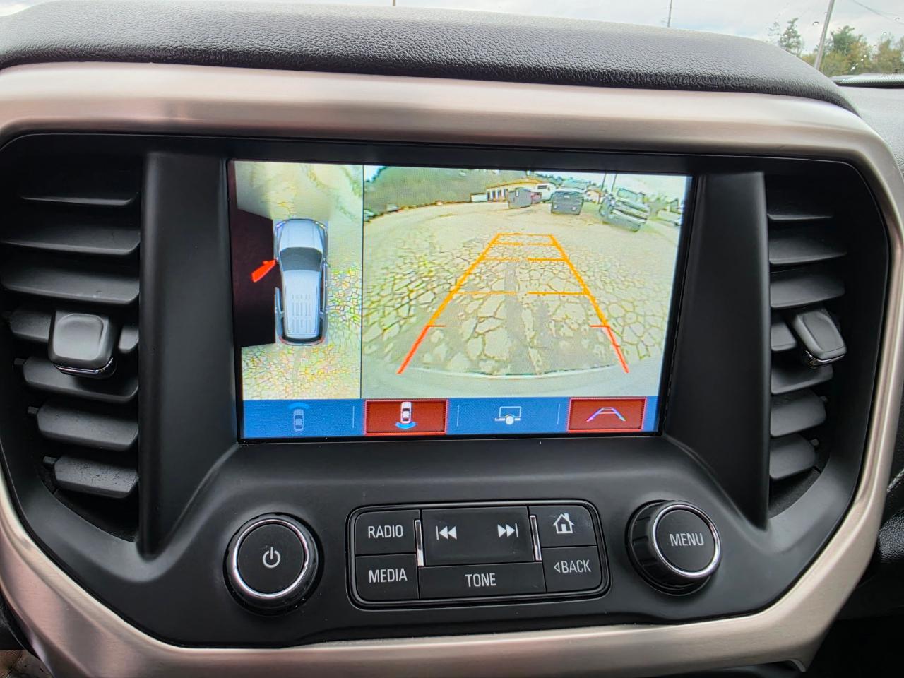 GMC Acadia Denali AWD 2018