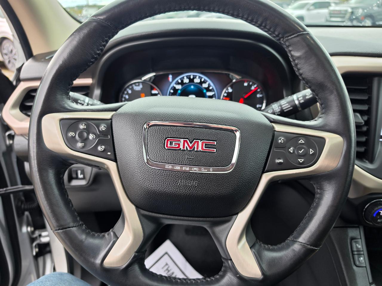 GMC Acadia Denali AWD 2018
