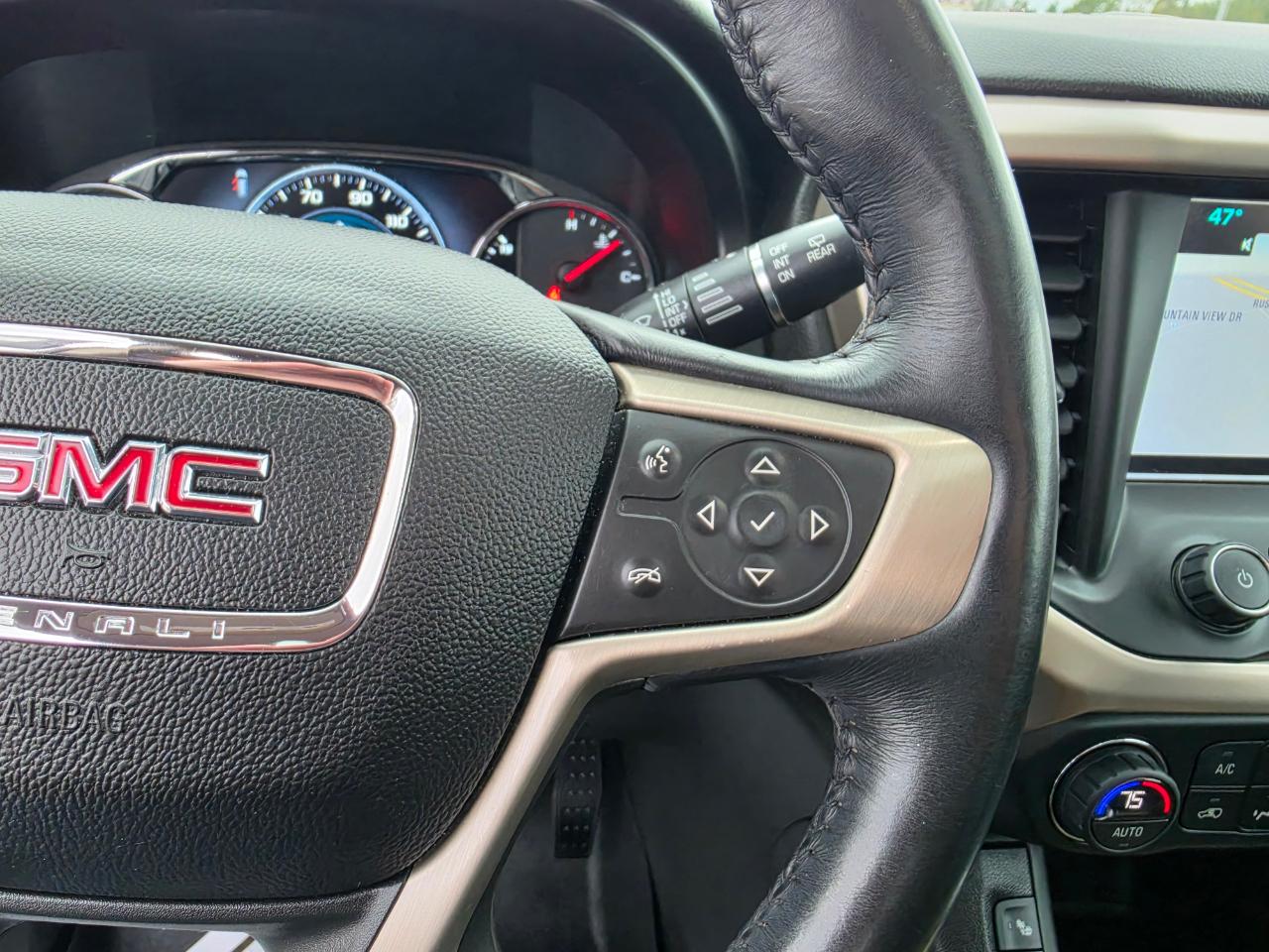 GMC Acadia Denali AWD 2018