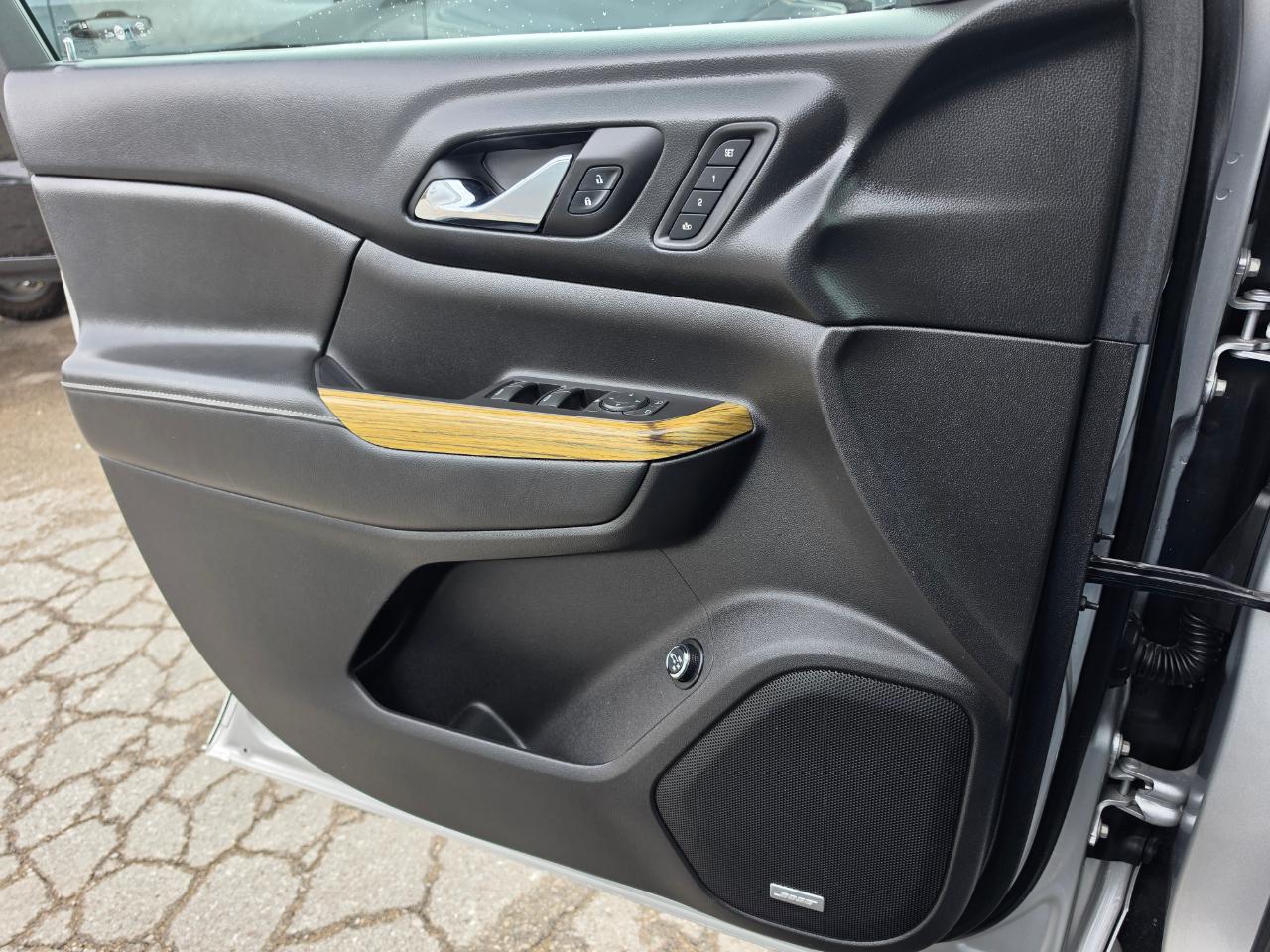 GMC Acadia Denali AWD 2018
