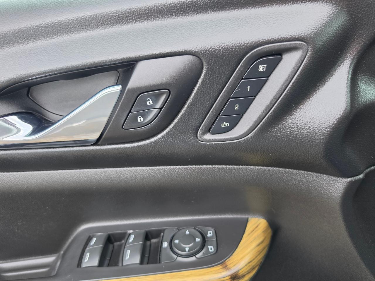 GMC Acadia Denali AWD 2018