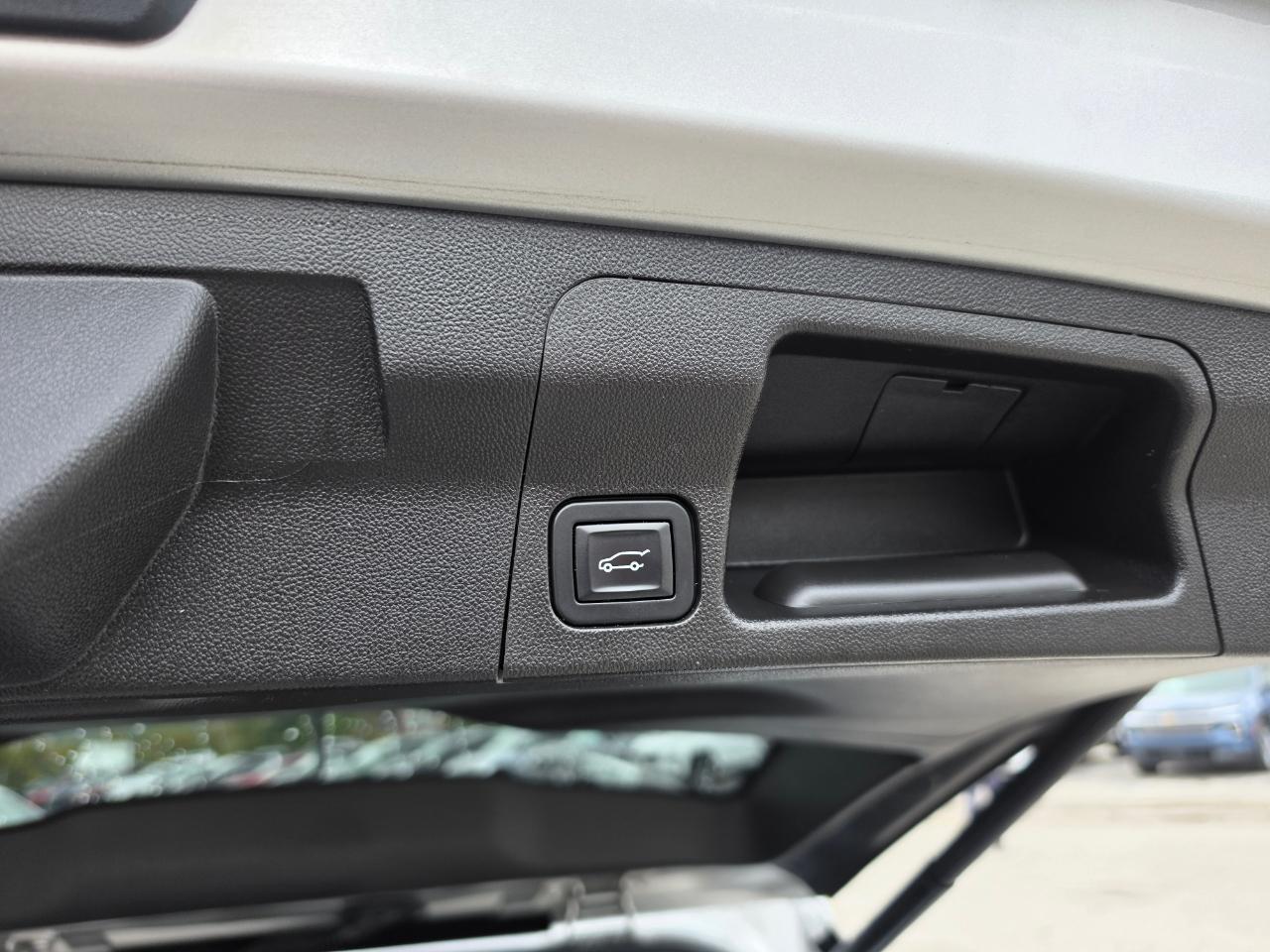 GMC Acadia Denali AWD 2018