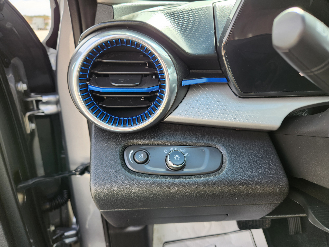 Chevrolet Trax FWD 4dr LT 2024 Chevrolet Trax FWD 4dr LT 2024