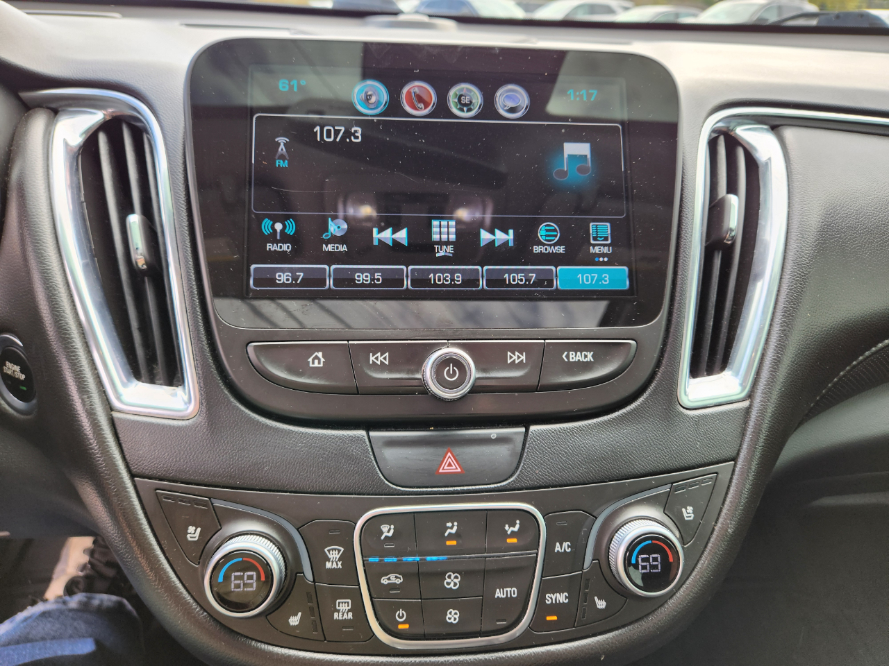 Chevrolet Malibu 4dr Sdn Premier w/2LZ 2018 Chevrolet Malibu 4dr Sdn Premier w/2LZ 2018