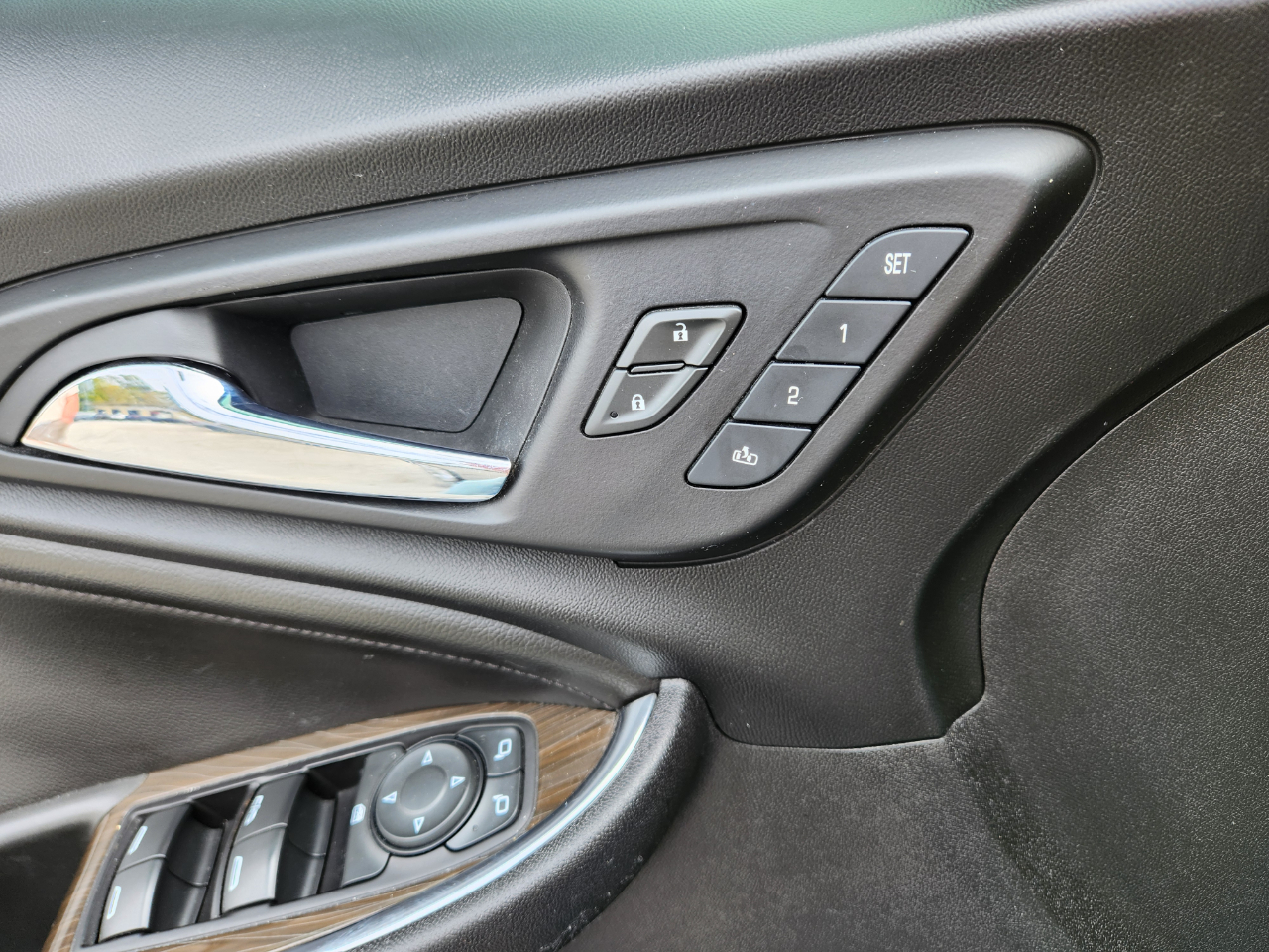 Chevrolet Malibu 4dr Sdn Premier w/2LZ 2018 Chevrolet Malibu 4dr Sdn Premier w/2LZ 2018