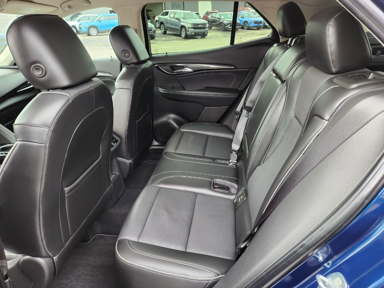 Buick Envision FWD 4dr Essence 2022