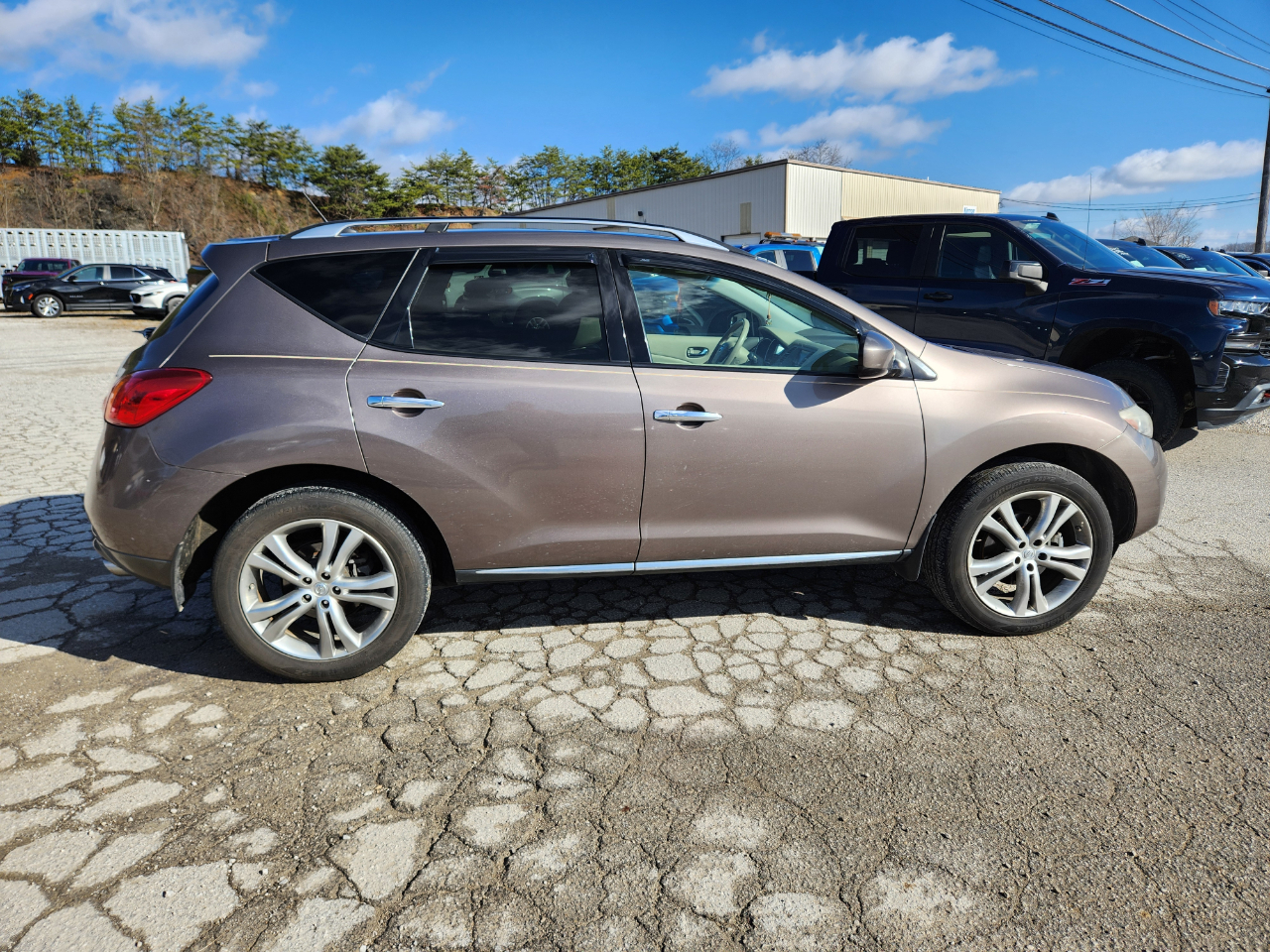 Nissan Murano AWD 4dr LE 2010