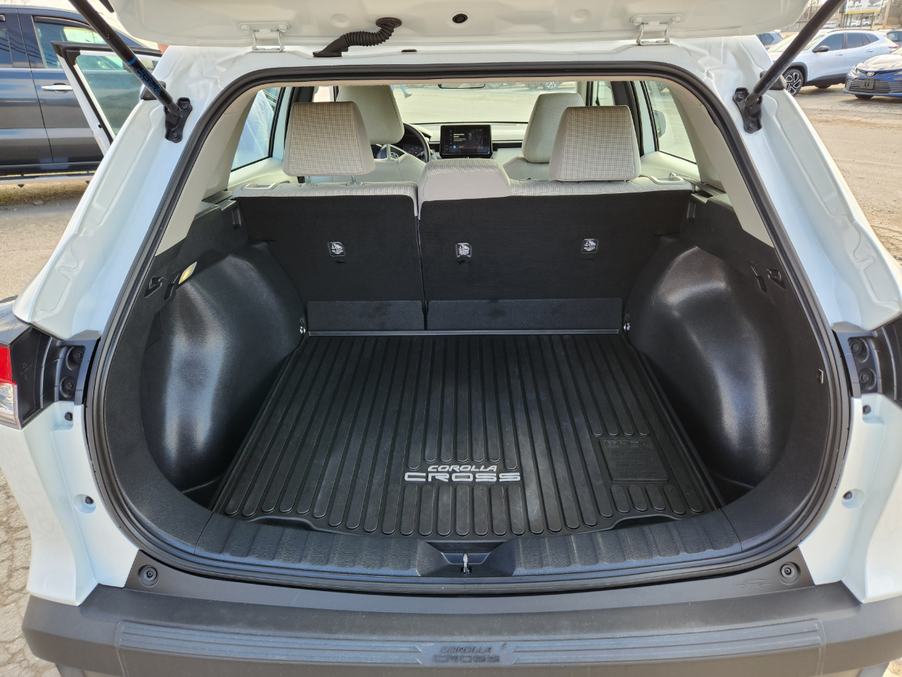 Toyota Corolla Cross L 4WD (Natl) 2023