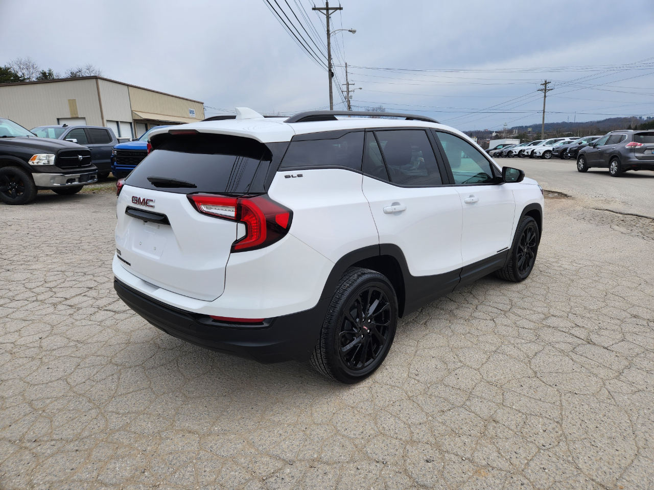 GMC Terrain FWD 4dr SLE 2024