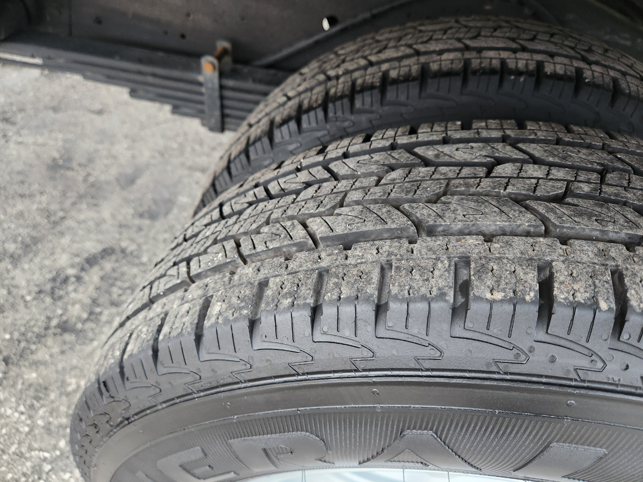 GMC Savana Commercial Cutaway 4500 Van 177" 2023