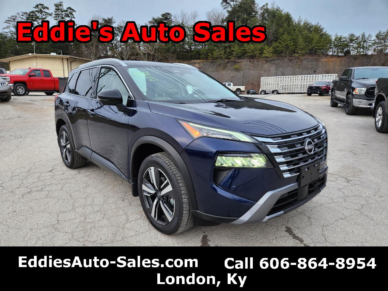 2025 Nissan Rogue SL's photo