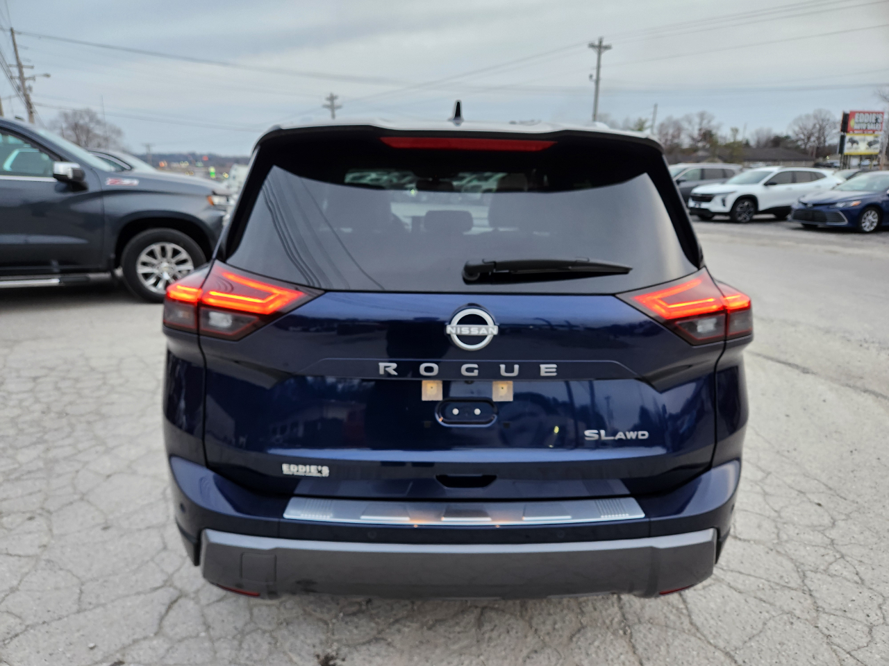 Nissan Rogue AWD SL 2025