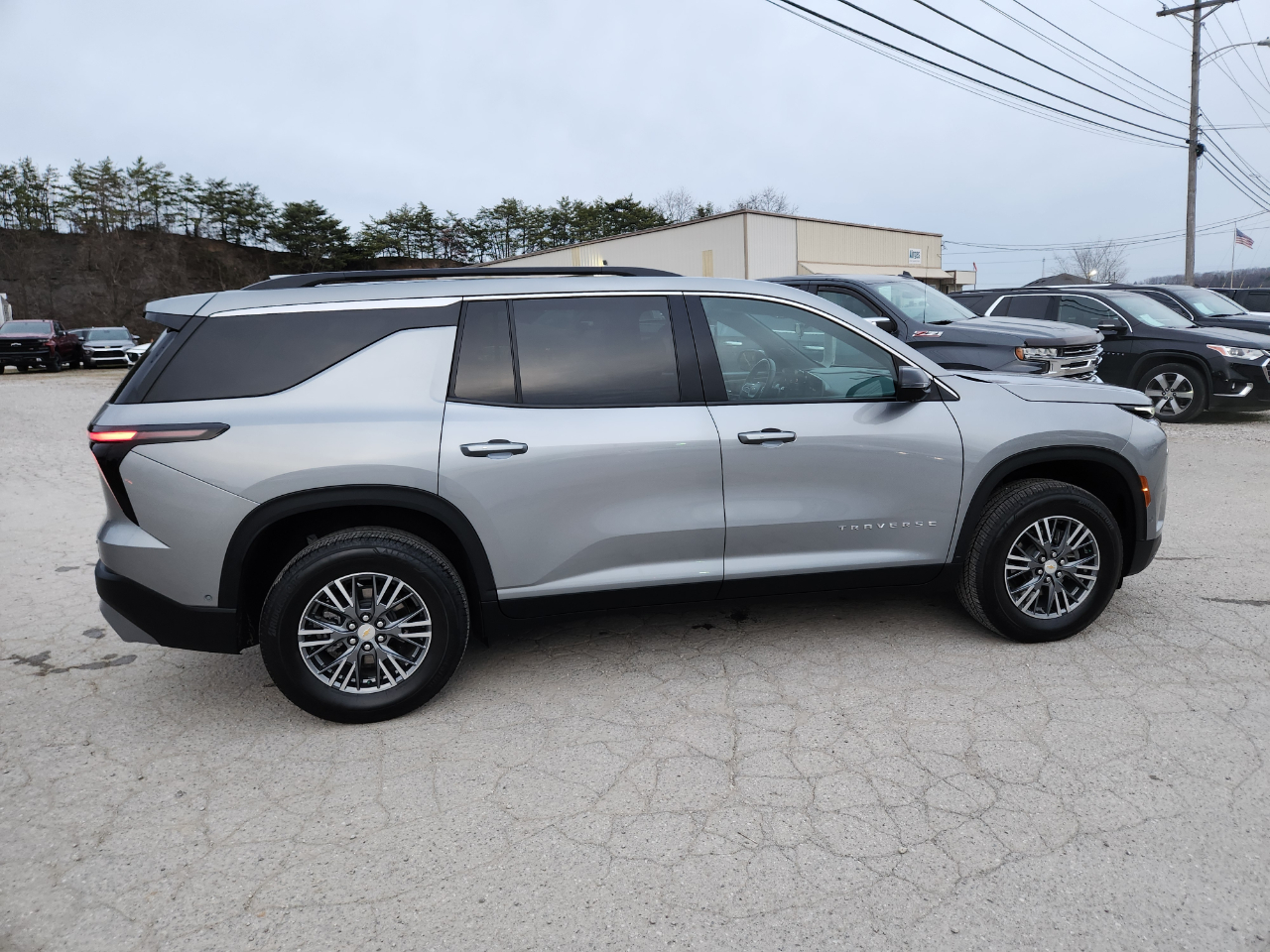 Chevrolet Traverse 4dr LT w/2LT 2024