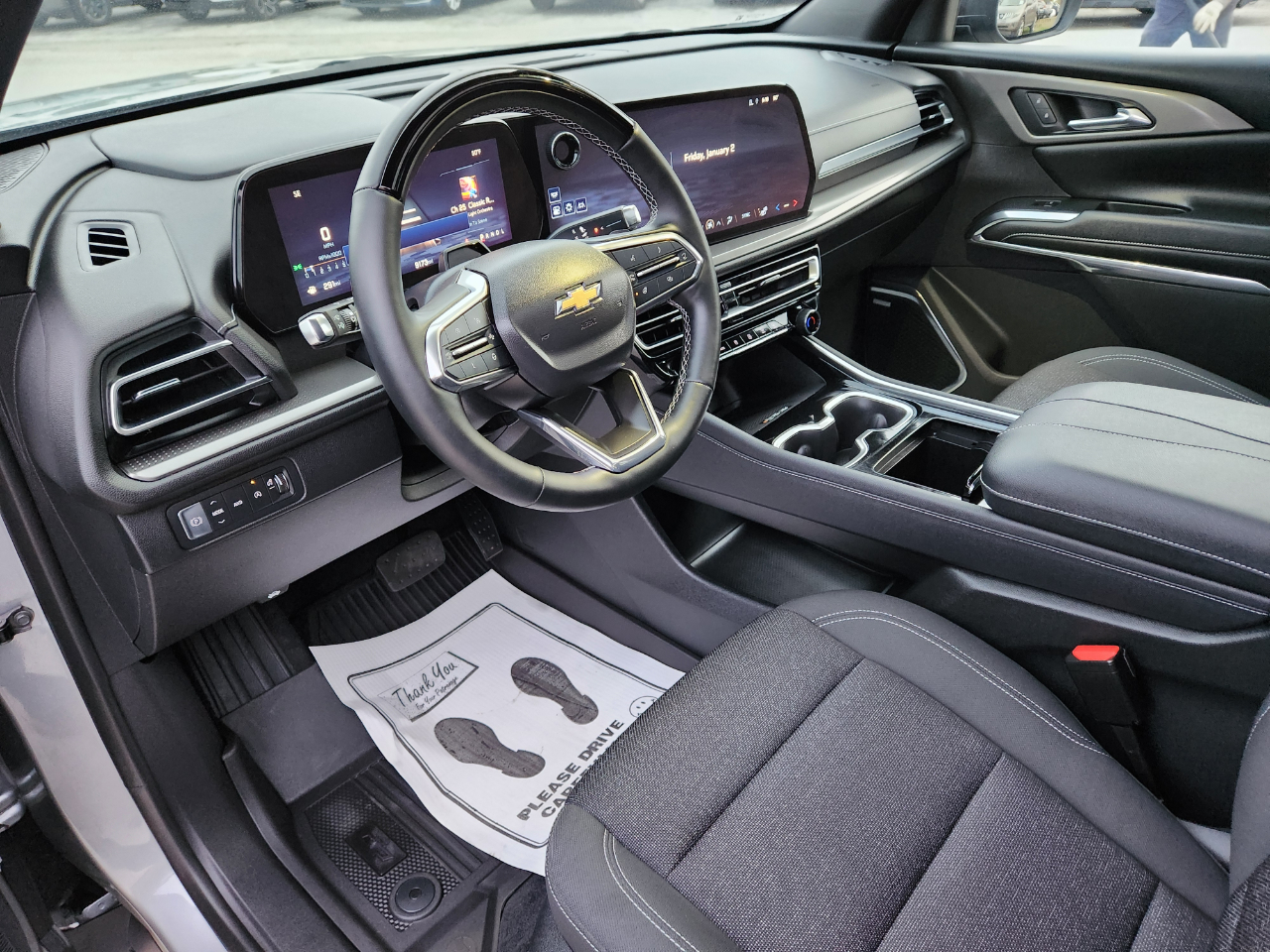 Chevrolet Traverse 4dr LT w/2LT 2024