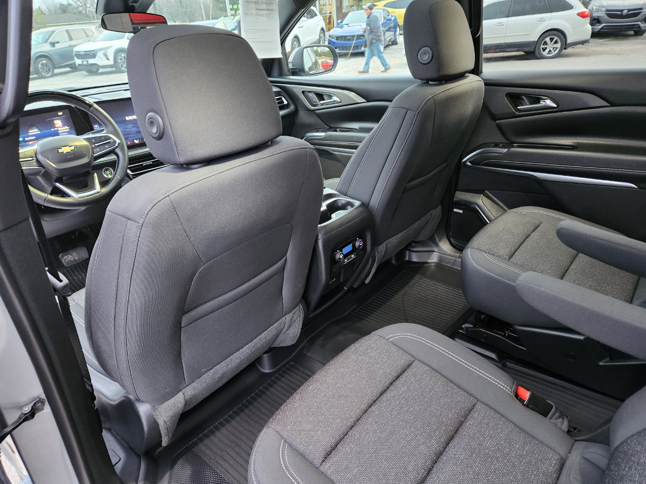 Chevrolet Traverse 4dr LT w/2LT 2024