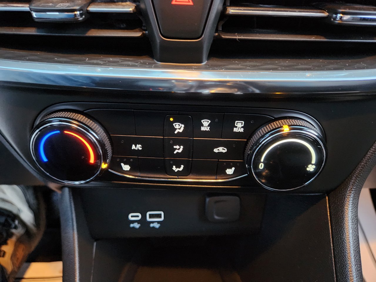 Buick Encore GX FWD 4dr Preferred 2025