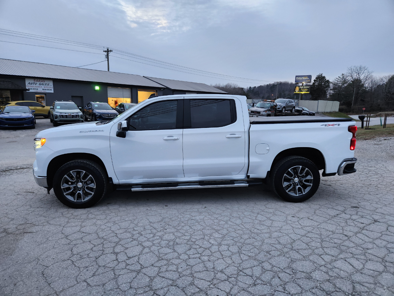 Chevrolet Silverado 1500 4WD Crew Cab 147" LT w/2FL 2023
