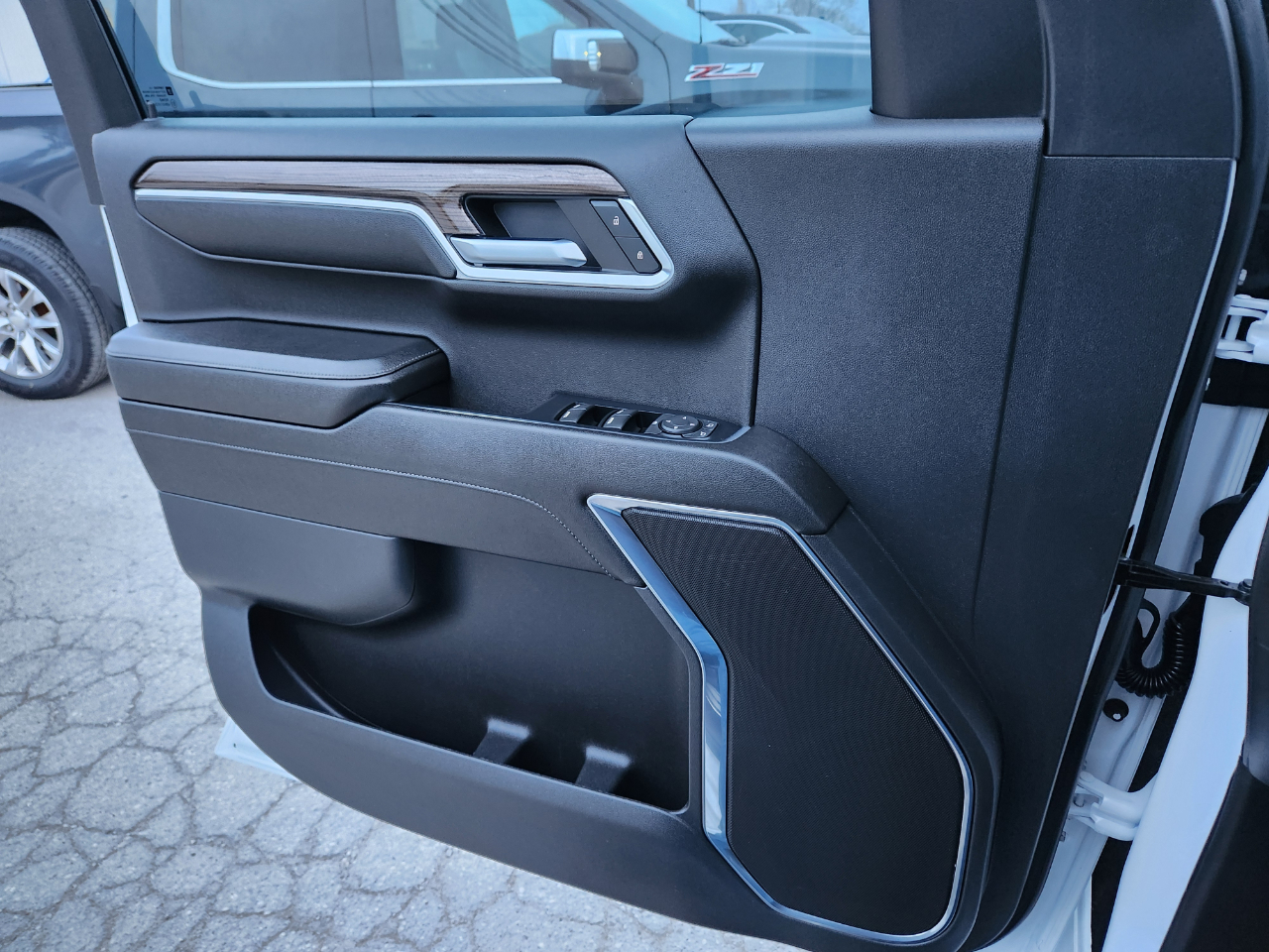 Chevrolet Silverado 1500 4WD Crew Cab 147" LT w/2FL 2023