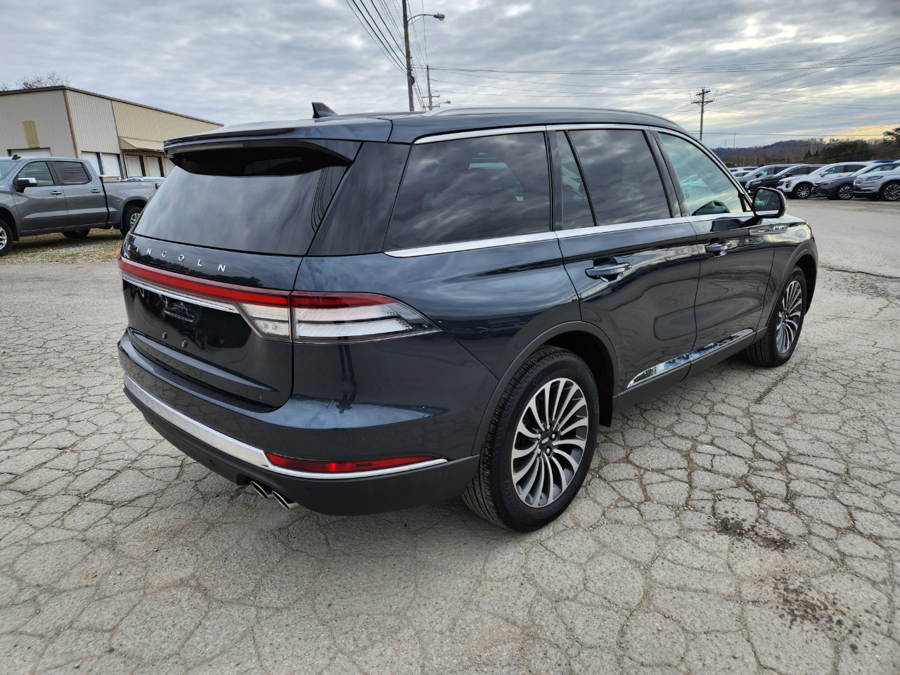 Lincoln Aviator Reserve AWD 2023