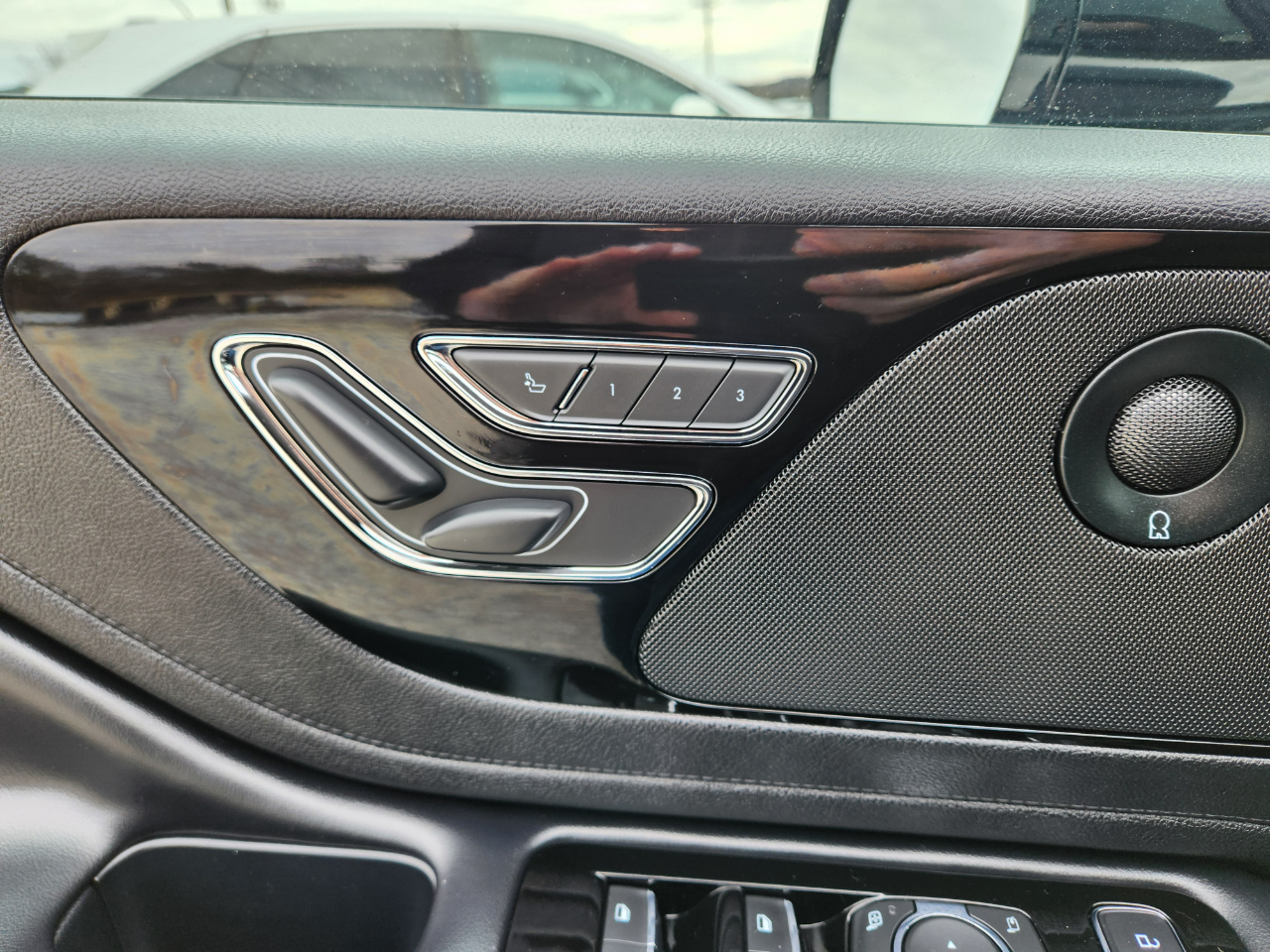 Lincoln Aviator Reserve AWD 2023