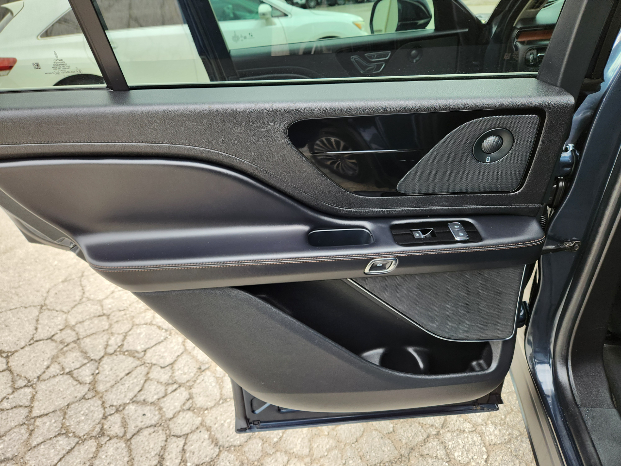 Lincoln Aviator Reserve AWD 2023