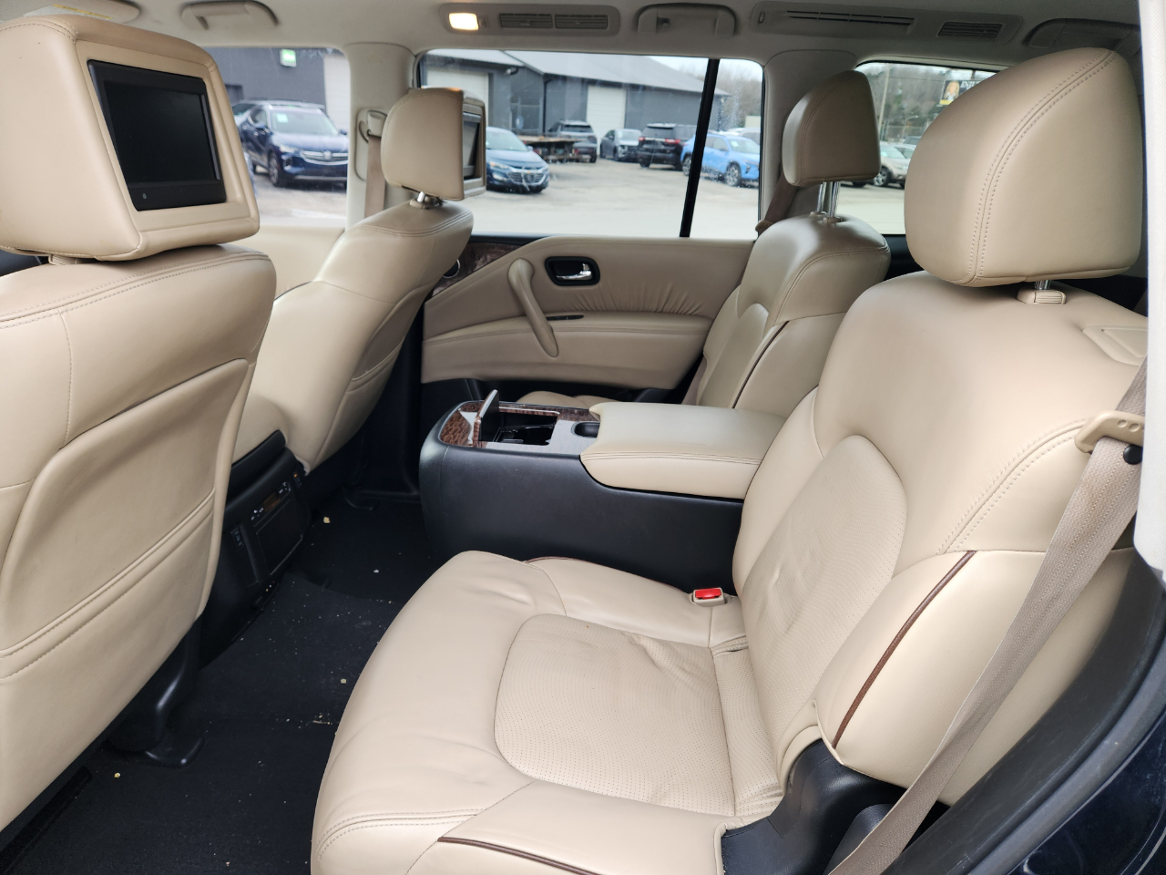 Nissan Armada 4x4 Platinum 2017