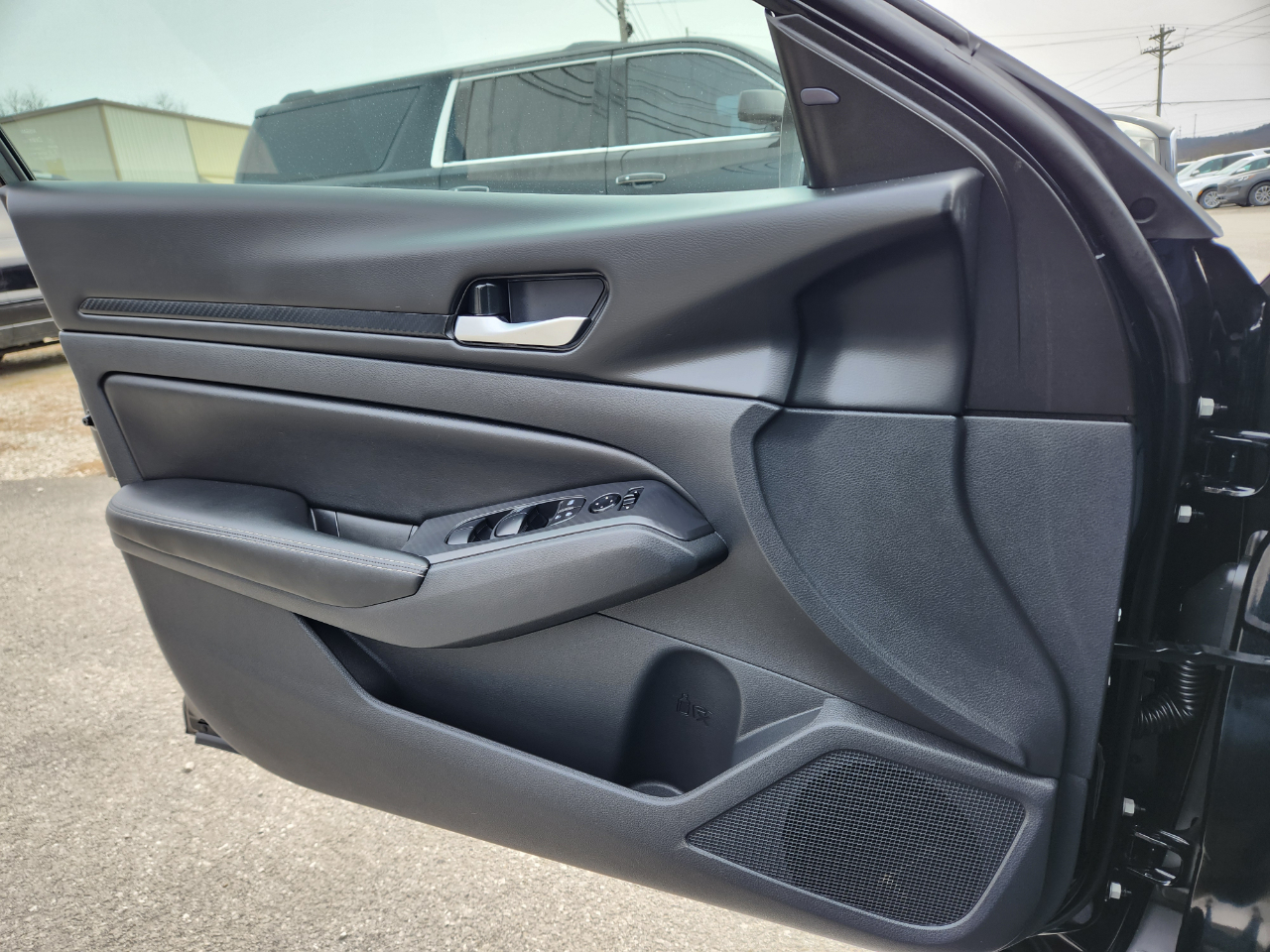 Nissan Altima 2.5 SV AWD Sedan 2024