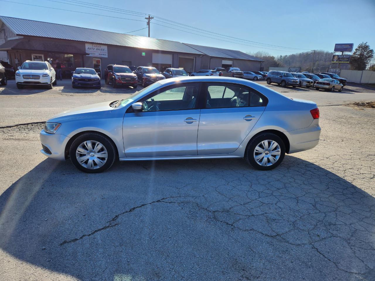 Volkswagen Jetta Sedan 4dr Auto SE PZEV 2011